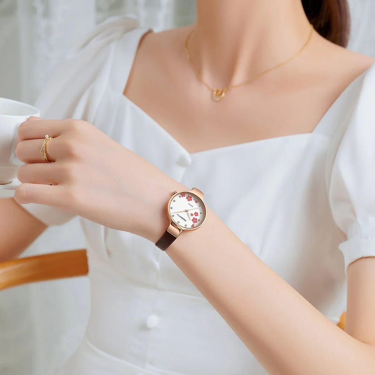 REBIRTH Retro Floral Quartz Watch – Leather Strap, Elegant