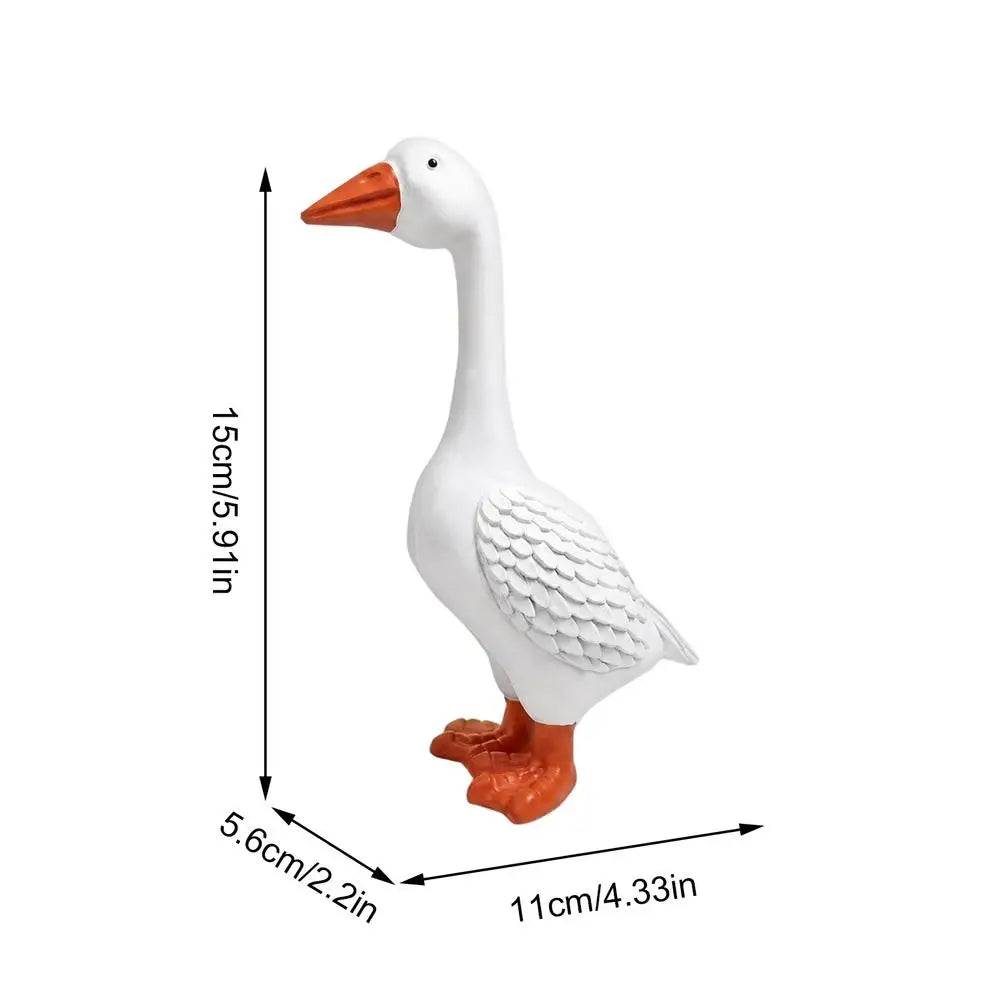 Resin Goose Garden Statue – All-Weather Outdoor Lawn Decor