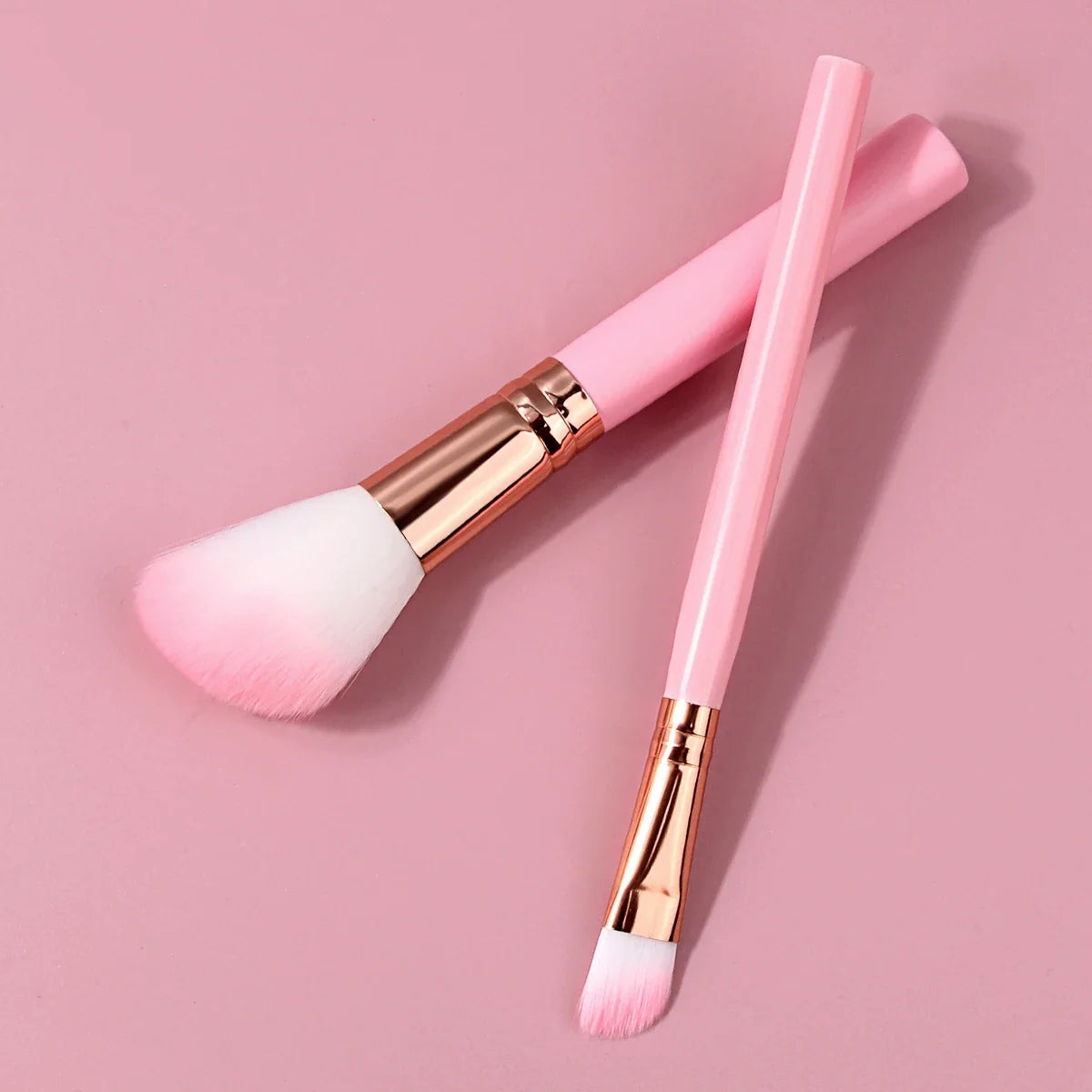 2Pcs Pink Makeup Brush Set – Soft Blush & Eyeshadow Brushes