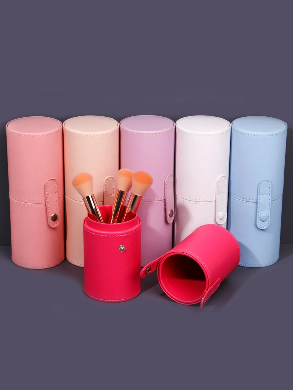 Portable Dustproof Makeup Brush Holder with Lid – Multi-Color