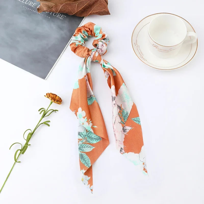 Korean Polka Dot Scrunchies – Women's Elastic Hair Ties & Scarf