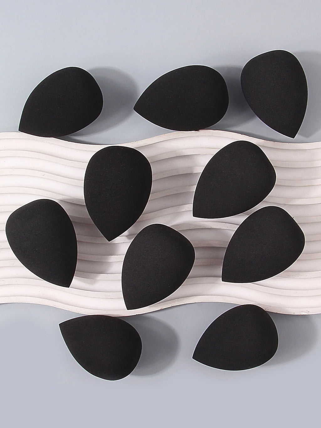 10PCS Black Makeup Sponge Eggs – Dry & Wet Foundation Puffs