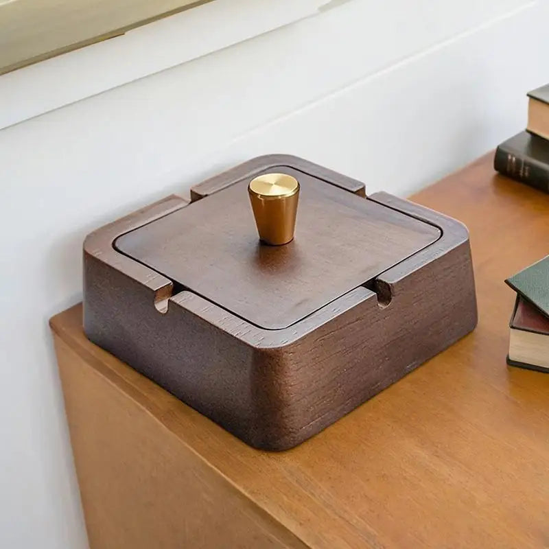 Natural Wood Ashtray with Lid – Iron Core, Square & Circle