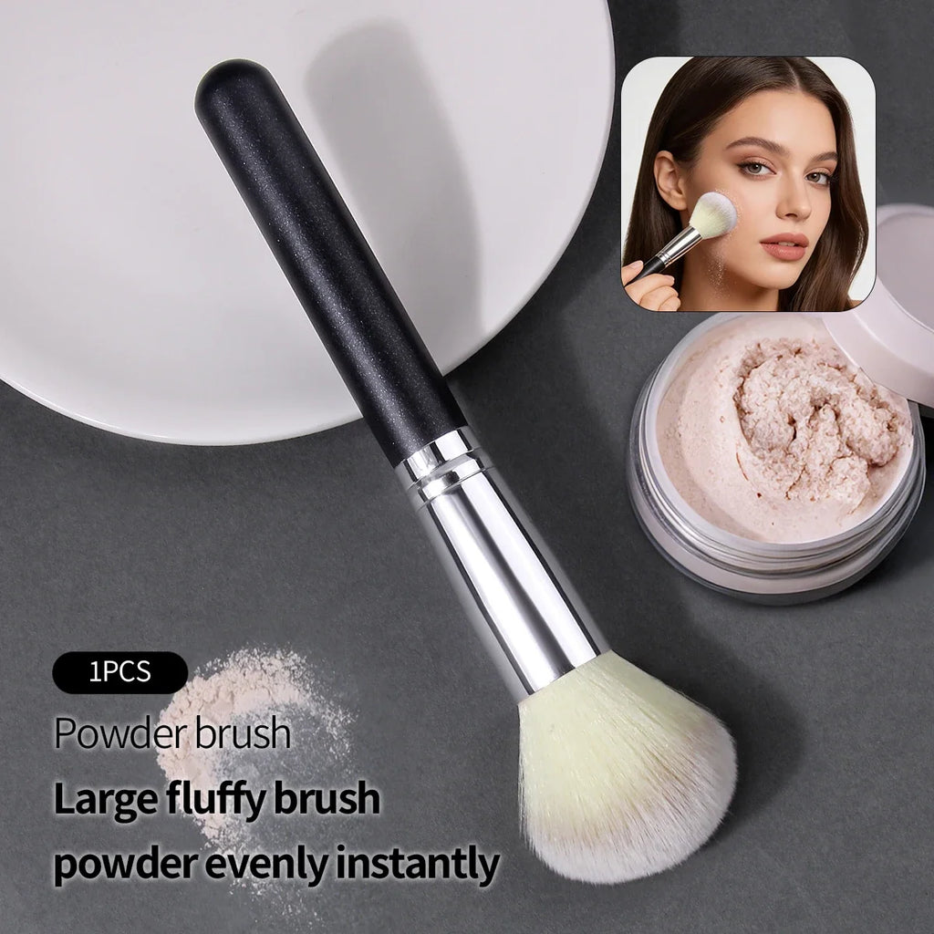 Three-Color Blush & Contour Brush – Wood Handle Makeup Tool