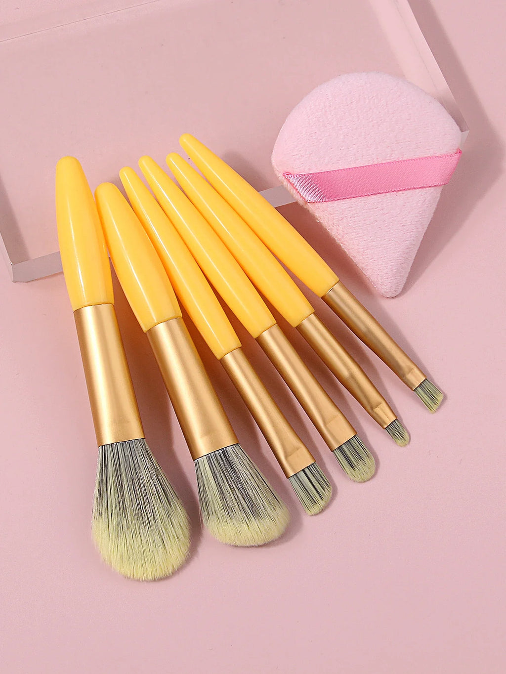 7-Piece Mini Soft Makeup Brush Set – Foundation & Blush Brushes