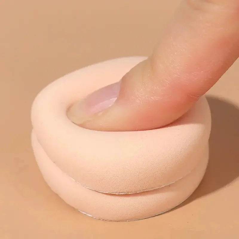 3-Pack Mini Finger Puff Set – Foundation & Concealer Sponge