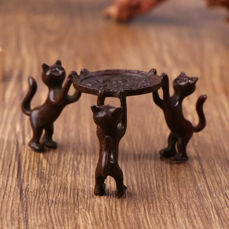 Mini Retro Three-Kitty Bronze Tray – Candle & Incense Holder