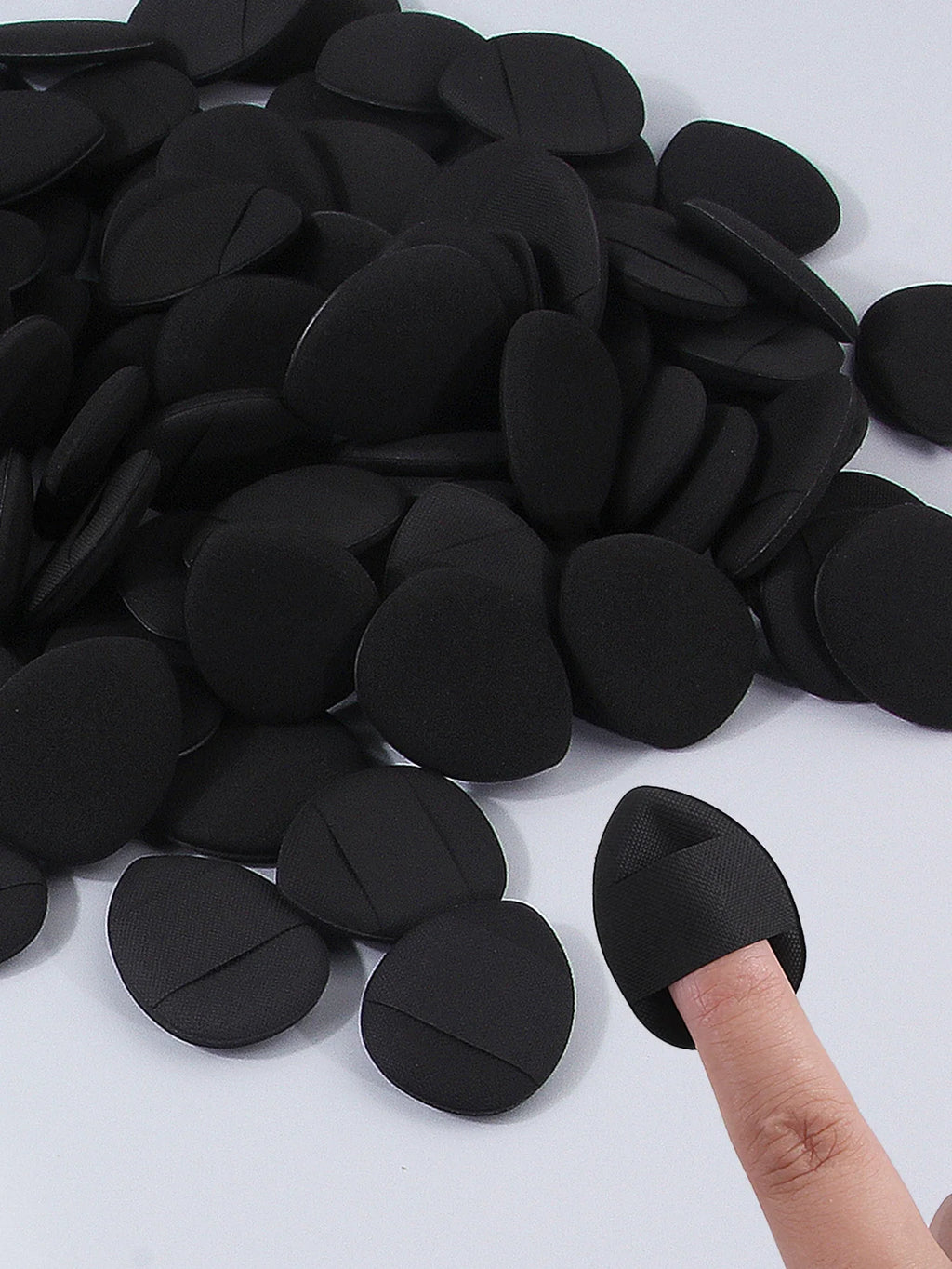 100PCS Mini Finger Powder Puffs – Soft Sponge Makeup Applicators
