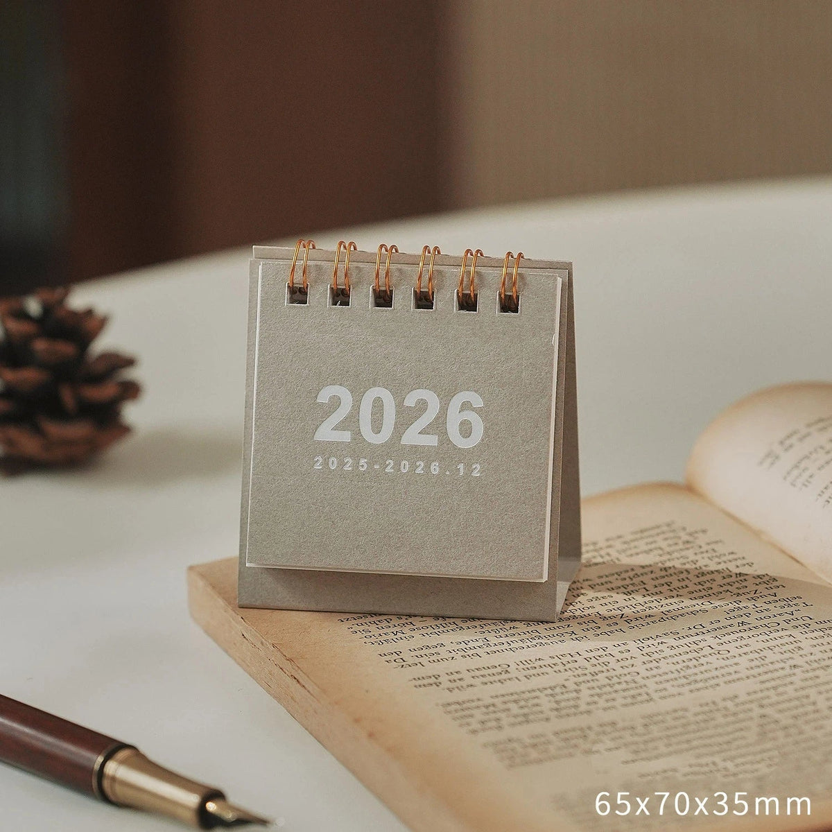 2026 Retro Mini Scroll Desk Calendar | Desktop Planner Decor