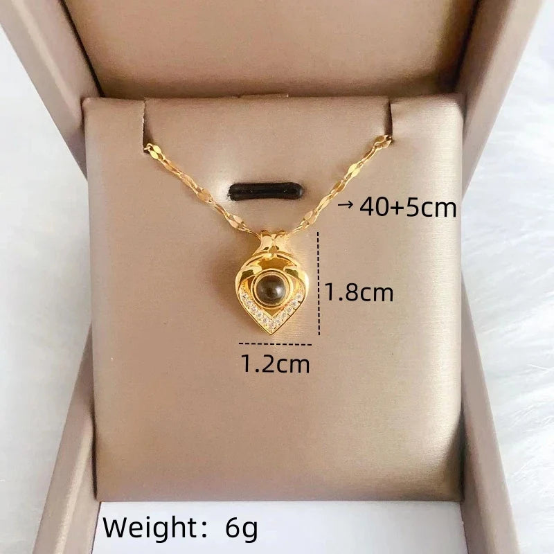 Women's Projection Pendant Necklace – "I Love You" Clavicle Chain