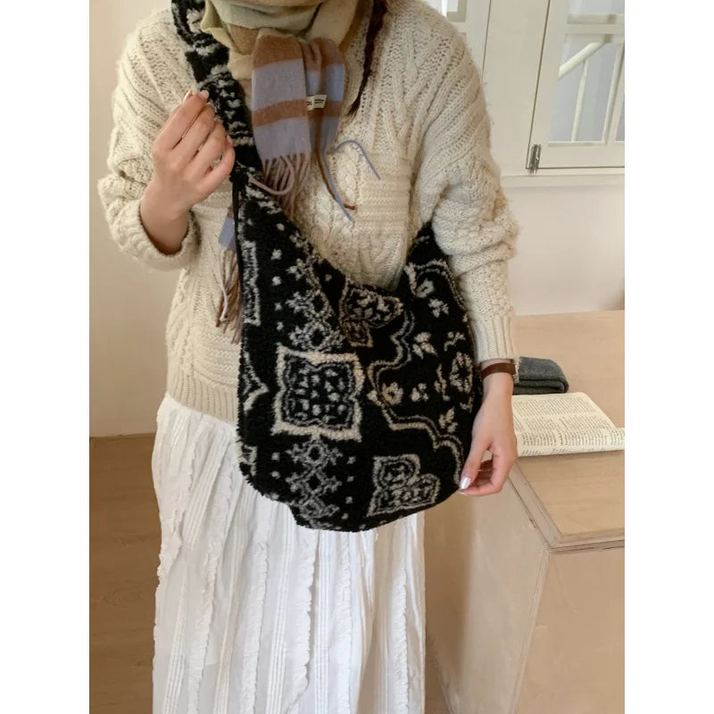 Korean Fair Isle Lamb Wool Tote Bag – Large Capacity | Nixie