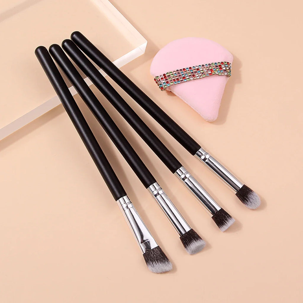 5-Piece Makeup Brush Set – Eyeshadow, Contour & Highlighter