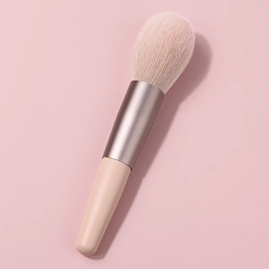 Professional Contour Blush & Highlight Makeup Brush | Nixie