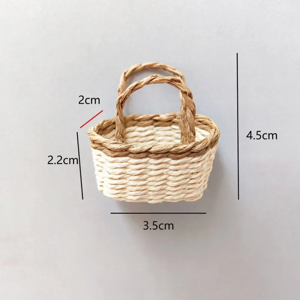 Miniature Woven Basket for BJD OB11 Dollhouse – 1/6 Scale