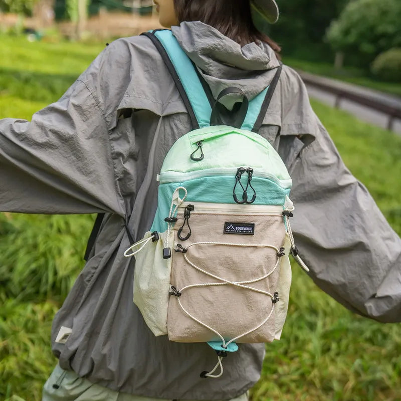 Nixie Lightweight Waterproof Hiking Backpack | Color-Block