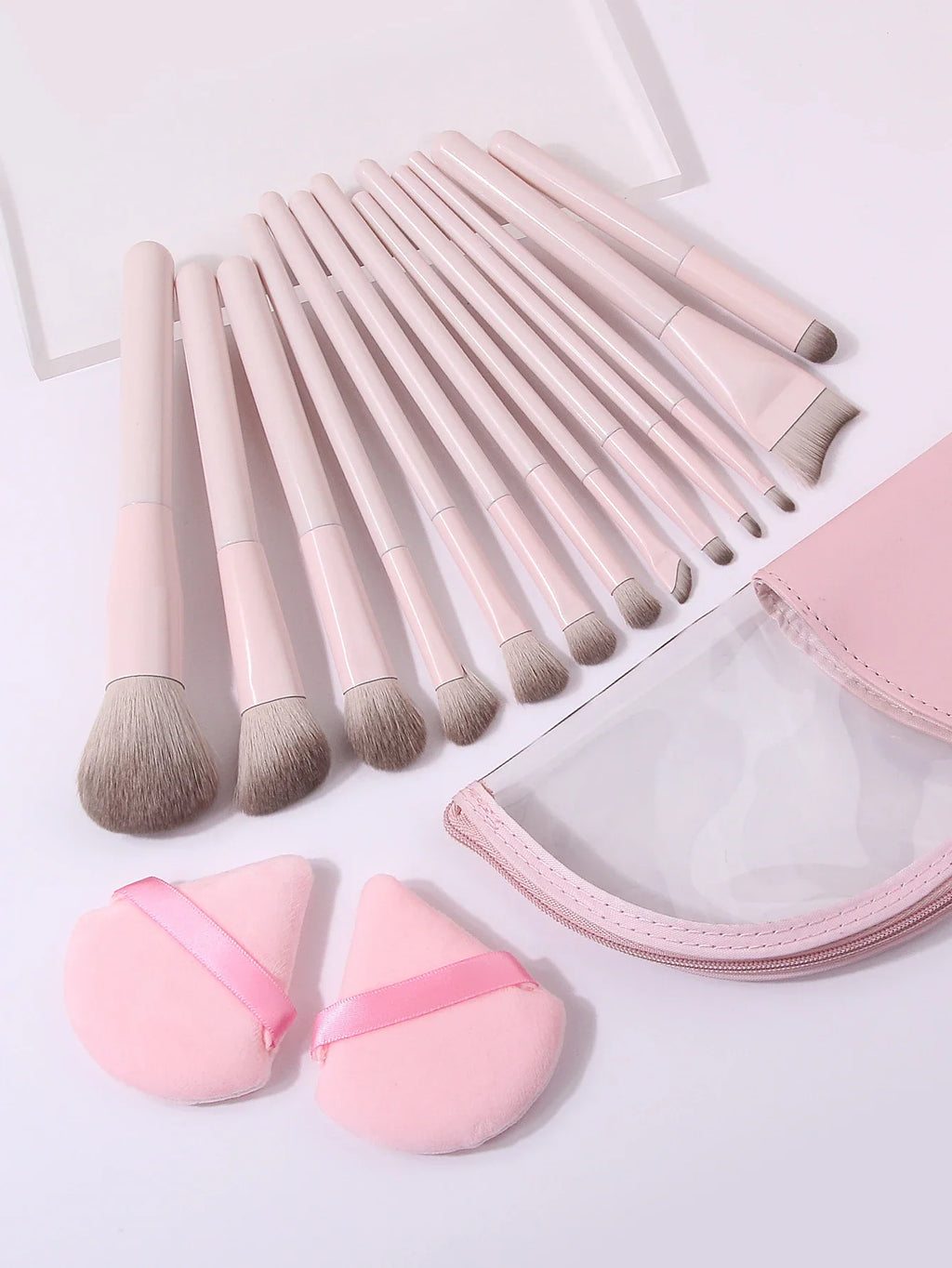 16-Piece Professional Makeup Brush Set with Storage Bag