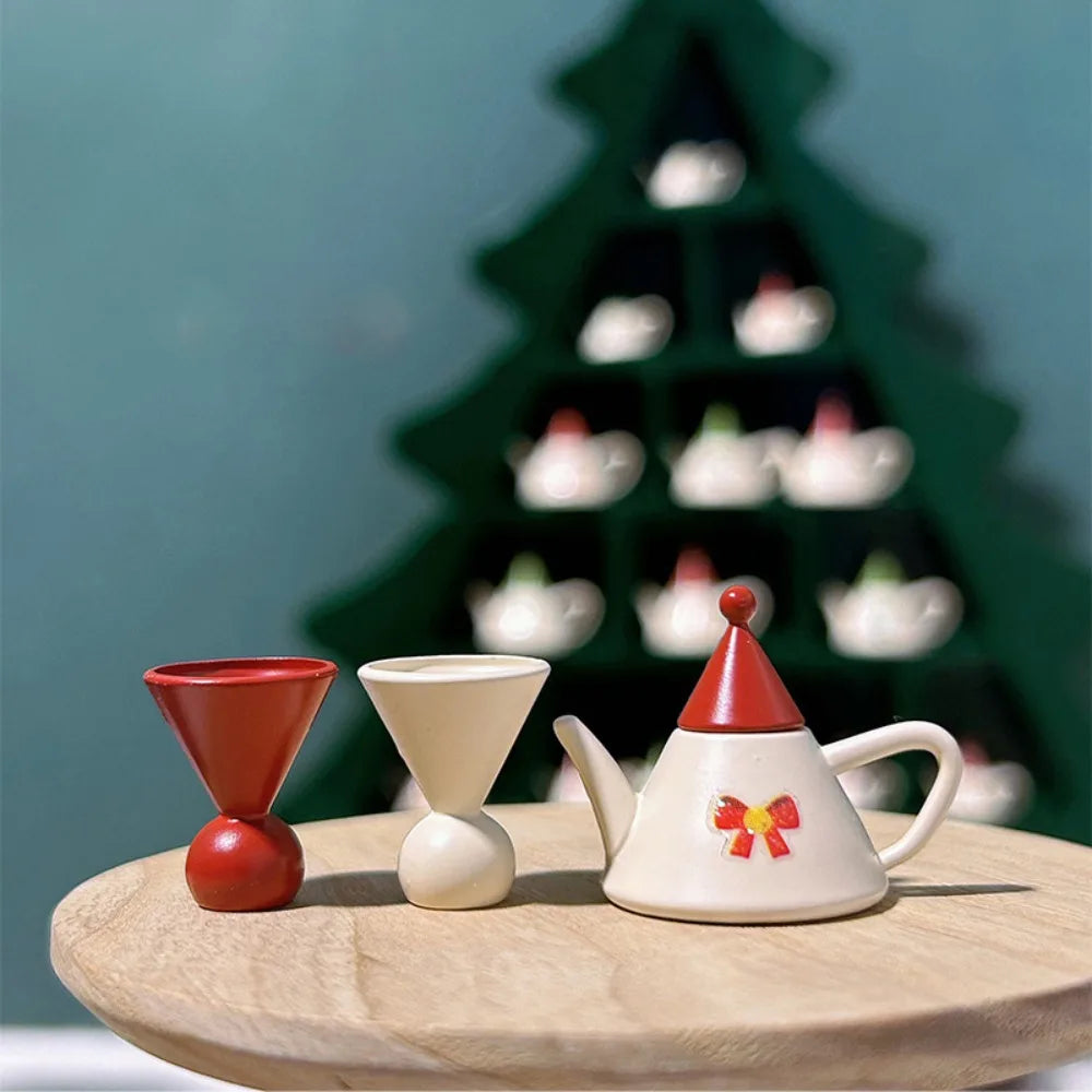 Miniature Dollhouse Tea Set 1:12 & 1:6 Scale – Teapot & Cups
