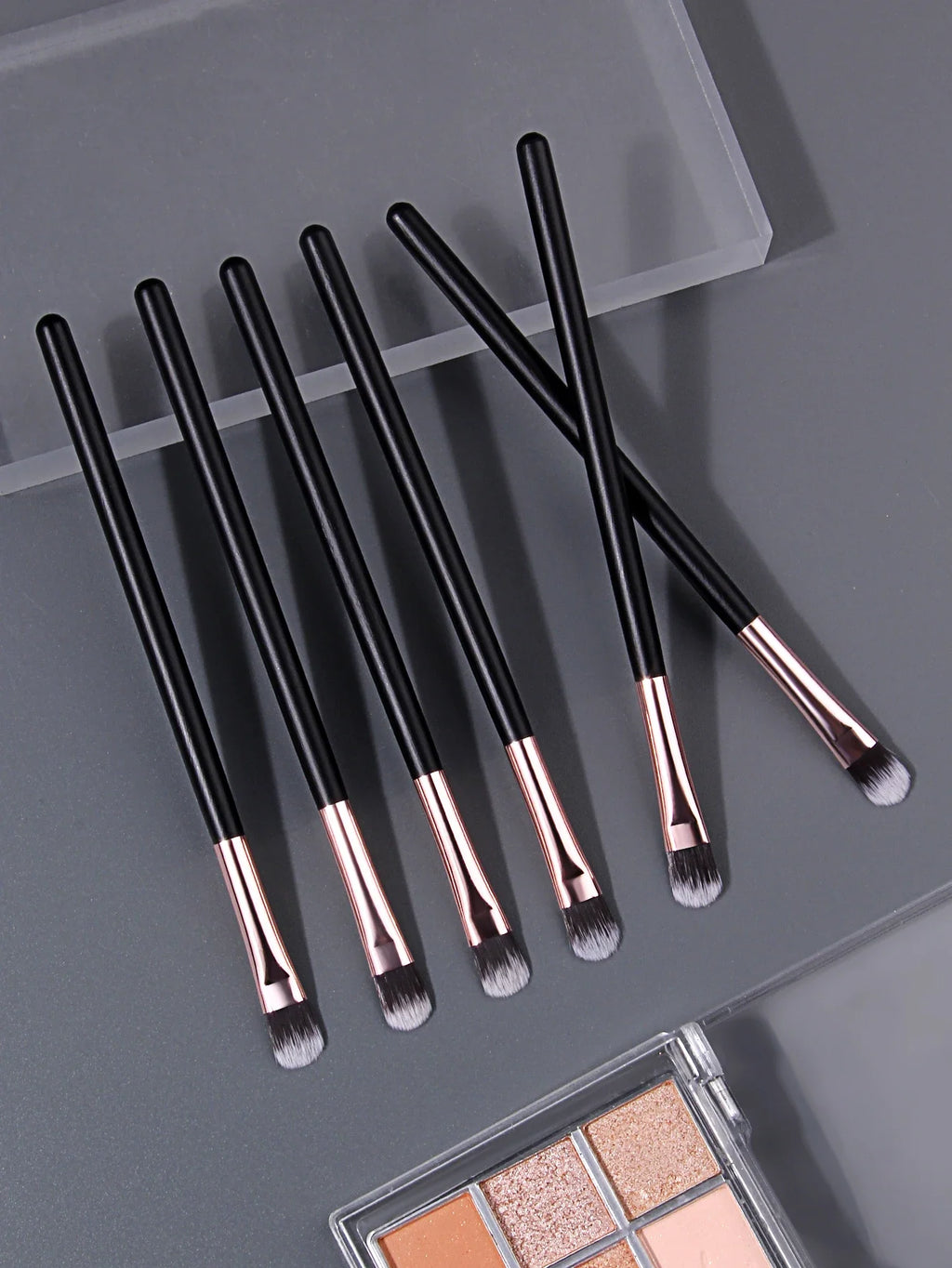 Nixie 6-Piece Soft Fluffy Makeup Brush Set – Professional