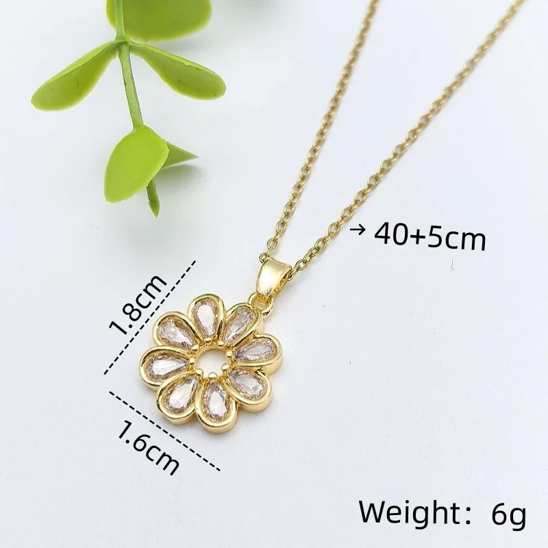 Women's Minimalist Flower Pendant Choker Necklace – Gold