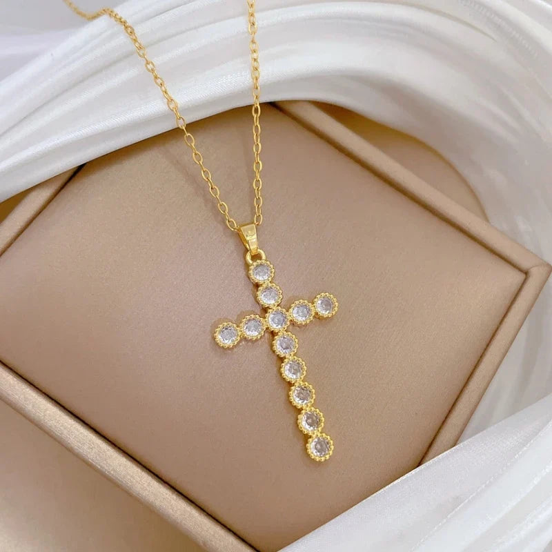 Women's Gold Cross Pendant Necklace – Minimalist Choker