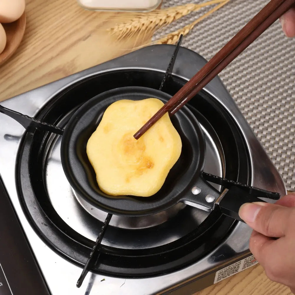 Mini Non-Stick Cartoon Omelette Pan – Fun Breakfast Baking Mold