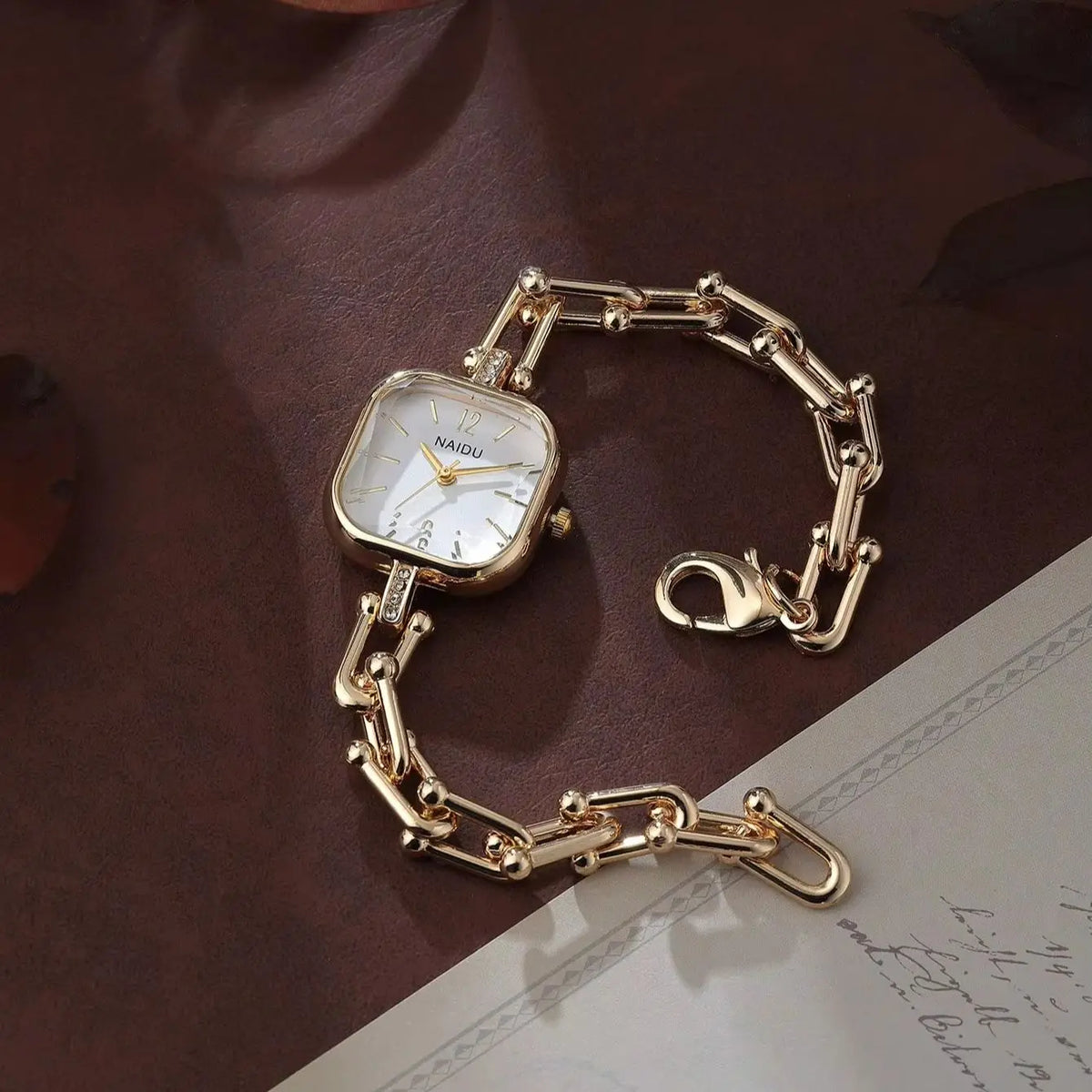 Gold Bohemian Retro Women's Quartz Watch – Roman Numeral