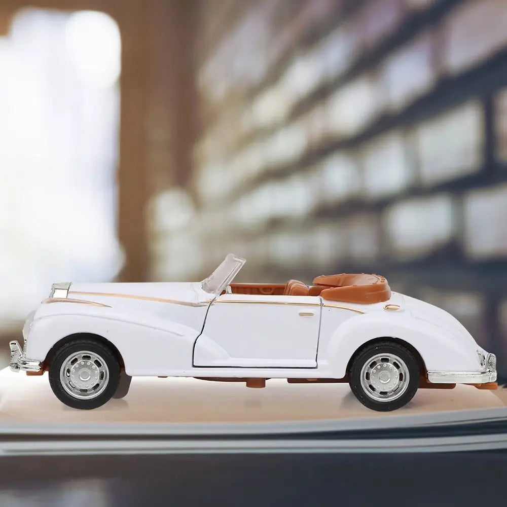 1:36 Alloy Pull-Back Classic Car Model | Opening Doors Kids Gift