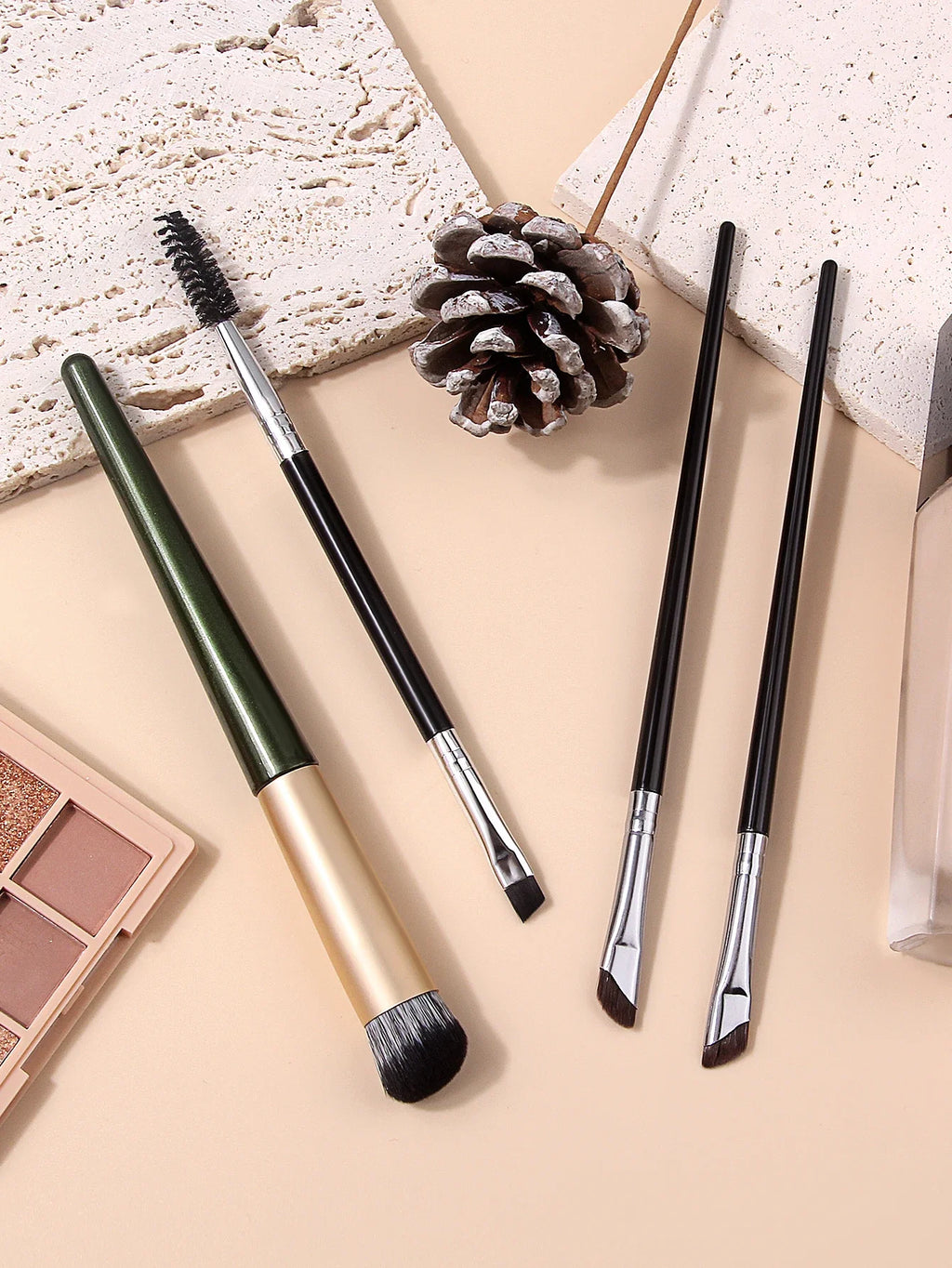 Professional 4-Piece Makeup Brush Set – Soft Wool Fiber Bristles