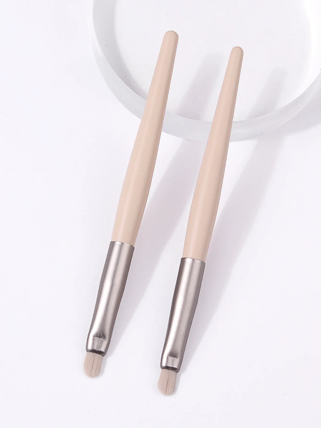 Nixie 2-Piece Soft Makeup Brush Set – Foundation & Eyeshadow
