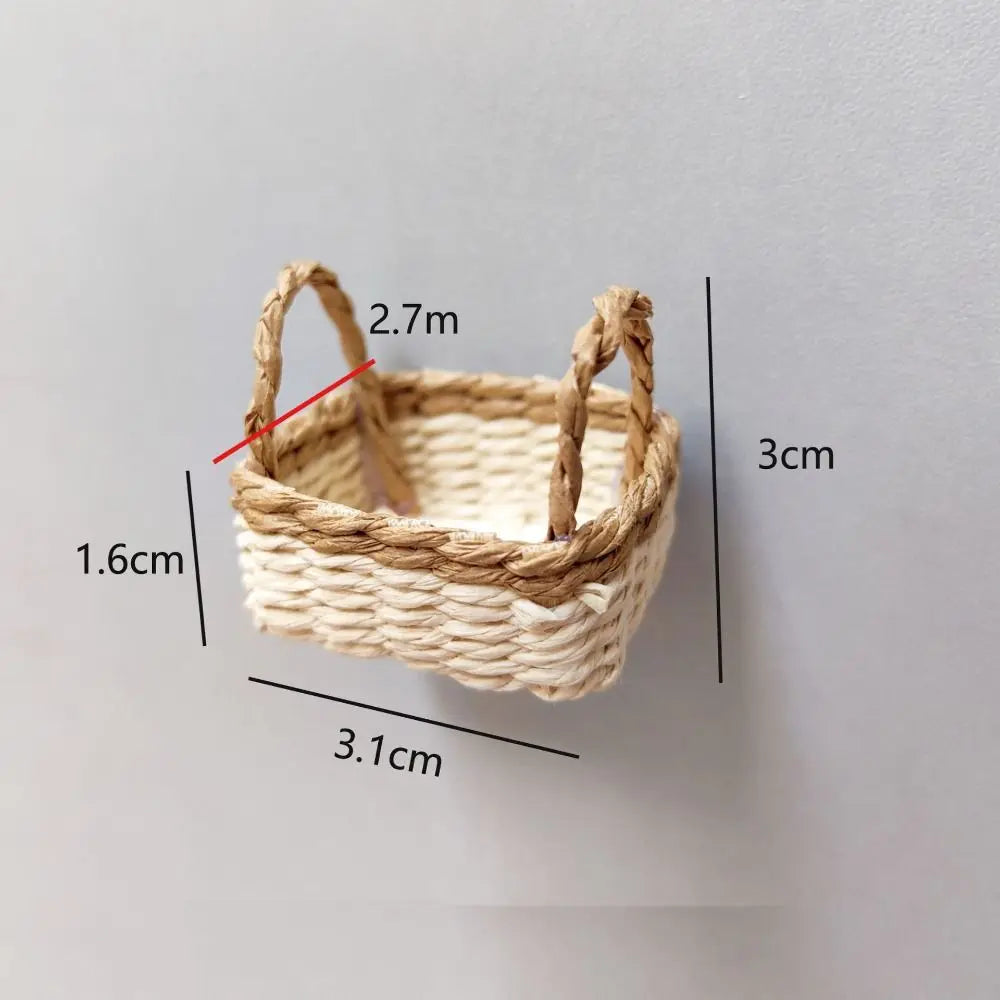 Miniature Woven Basket for BJD OB11 Dollhouse – 1/6 Scale