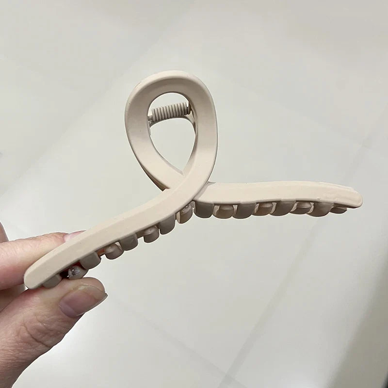 Large Acrylic Hair Claw Clip – Korean Geometric Barrette