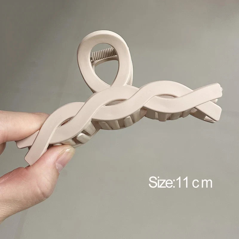 Large Acrylic Hair Claw Clip – Korean Geometric Barrette