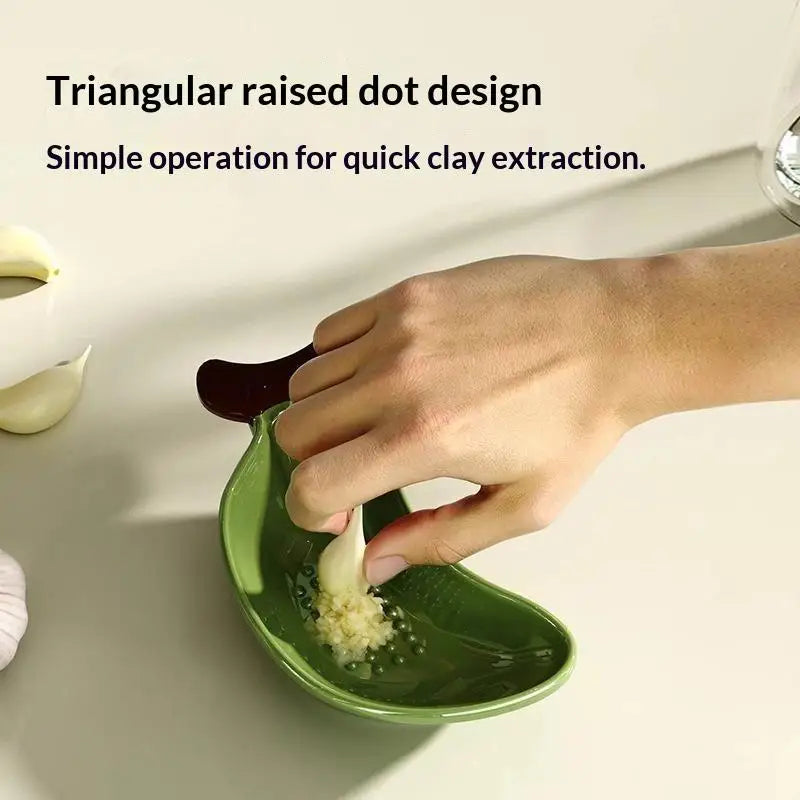Fish-Shaped BPA-Free Seasoning Dish & Grinding Plate | JETTING