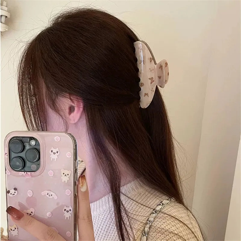 Retro Butterfly Acetate Hair Claw Clip – Elegant Shark Clamp
