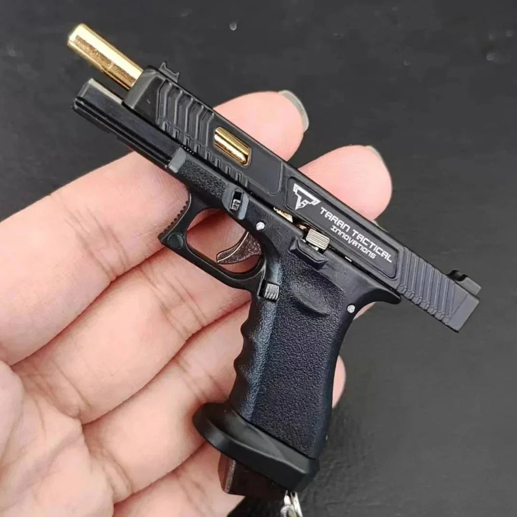 1:3 Scale Alloy G34 Pistol Replica Mini Keychain Collectible