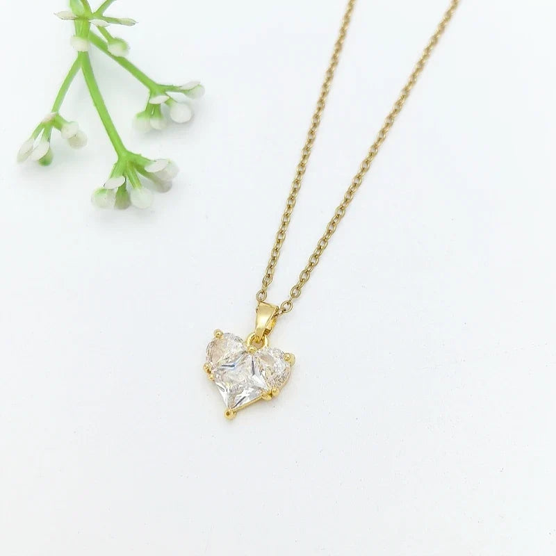 Women's Heart Pendant Necklace – Stainless Steel Collarbone Chain