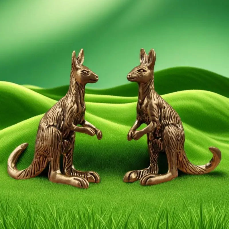 Vintage Solid Brass Kangaroo Figurine – Carved Desk Ornament