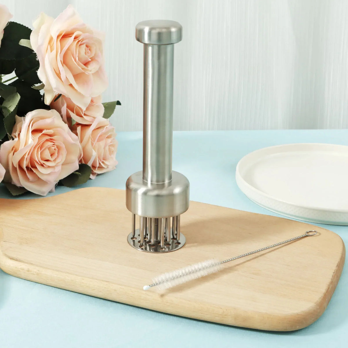 Nixie 21-Needle Handheld Meat Tenderizer – Stainless Steel