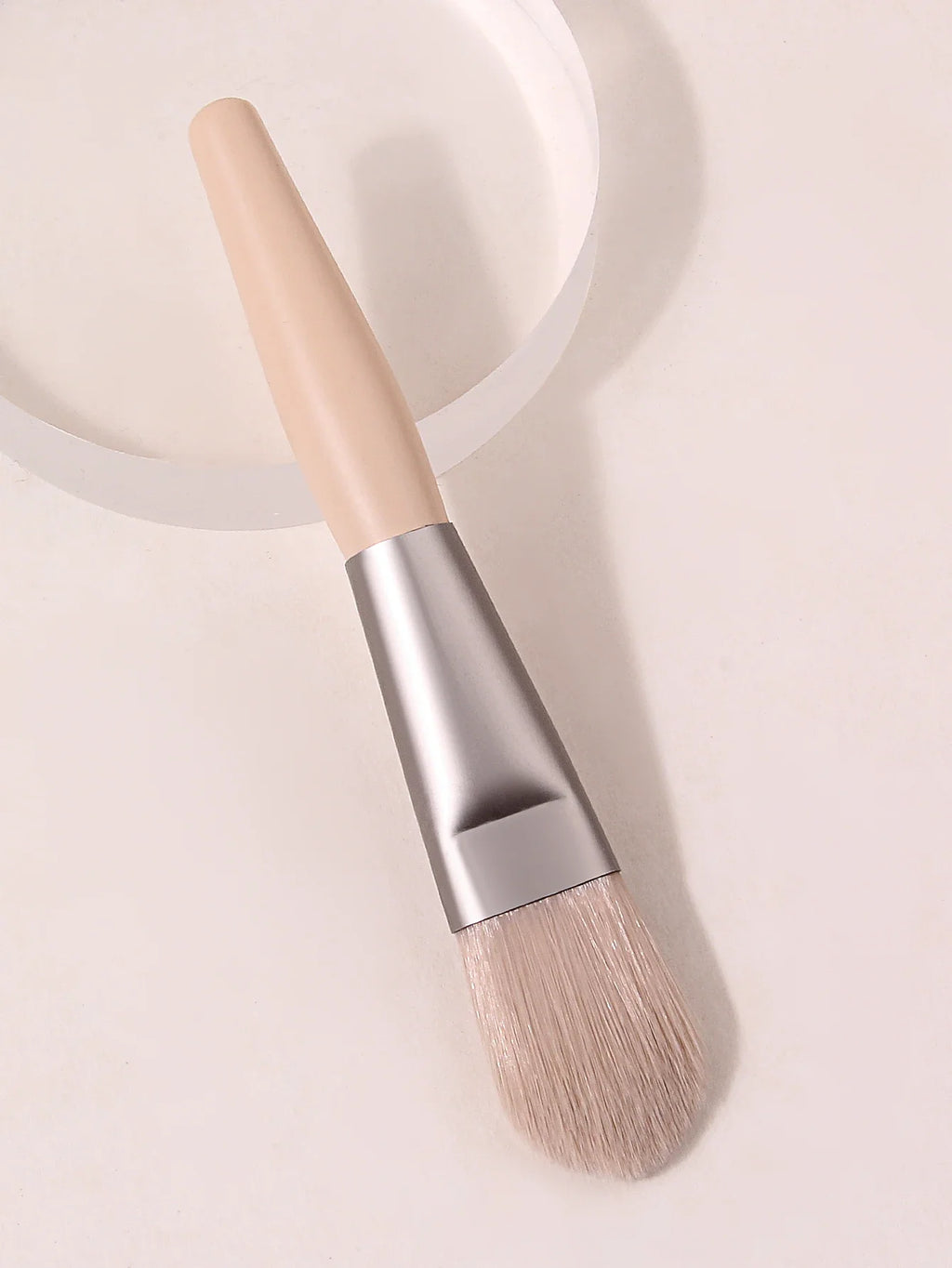 Nixie Premium Foundation Concealer Contour Brush – Wool Fiber