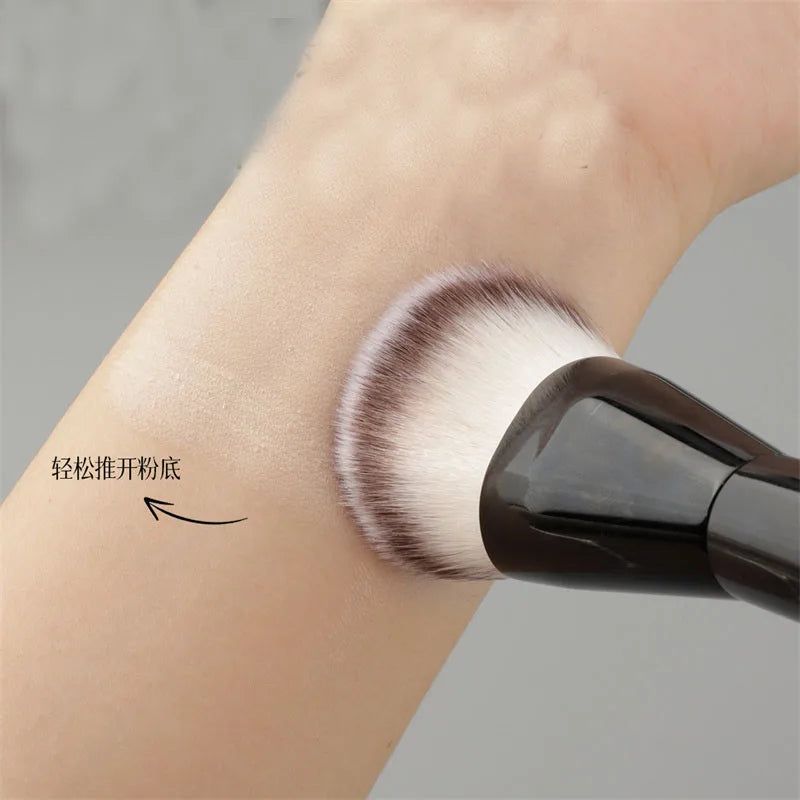 Tongue & Round Head Foundation Brush – Ultra Soft Bristles