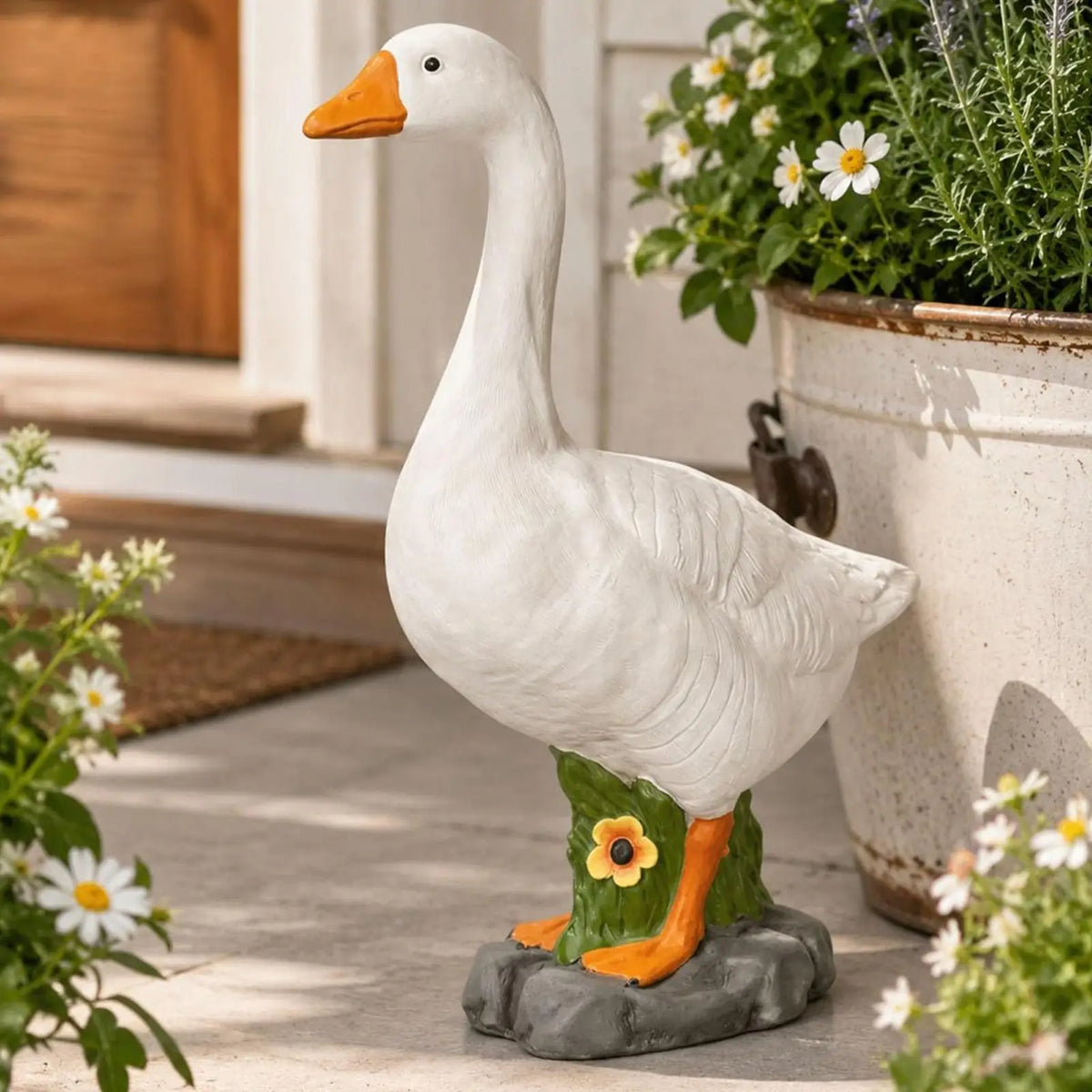 Realistic Resin Goose Statue – All-Weather Garden Porch Decor