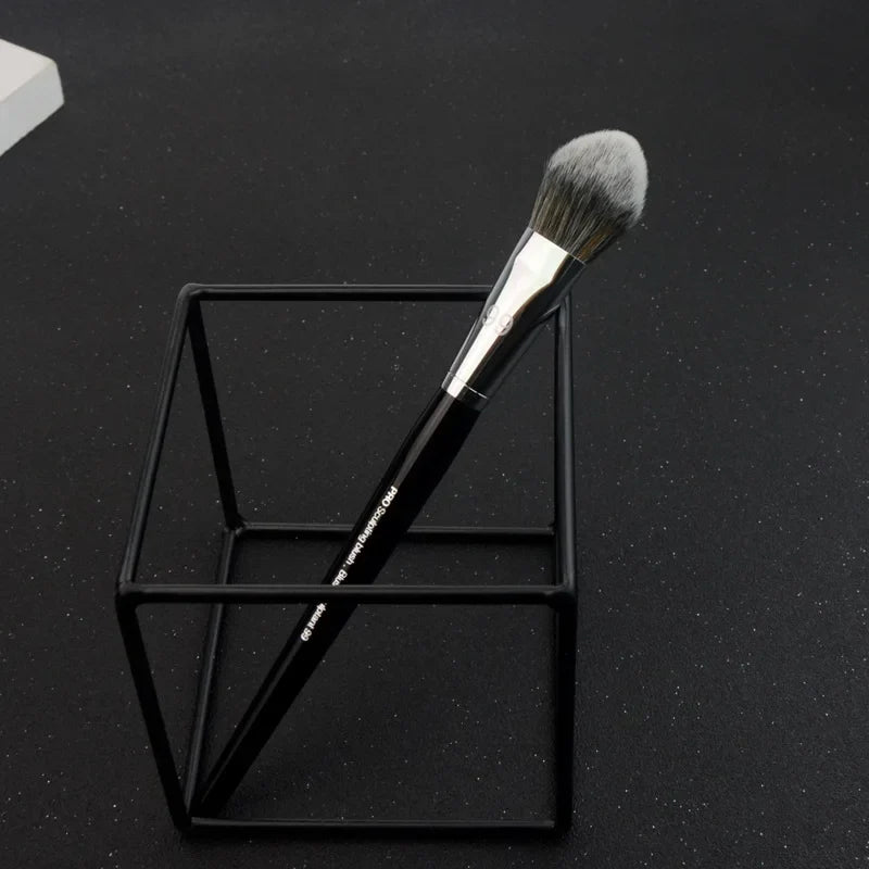 SPE #99 Pro Bronzer Blush Sculpting Brush – Soft Synthetic