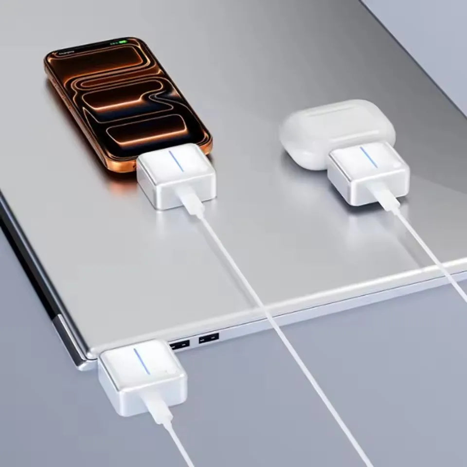 Type-C 140W GaN Fast Charger Adapter – AI Overcharge Protection