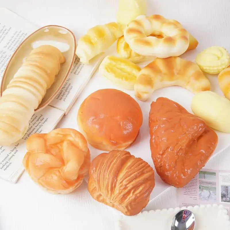 Mini Croissant Squeeze Toy – Slow Rebound PU Bread Decor