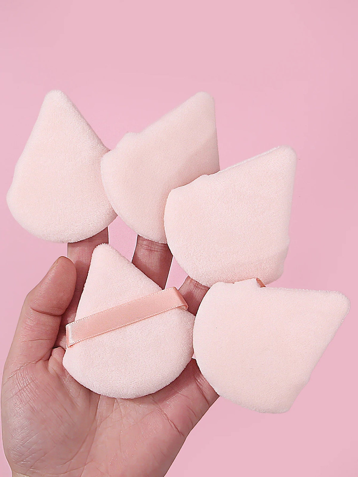 5-Pack Triangle Velvet Powder Puffs – Mini Reusable Makeup Sponges