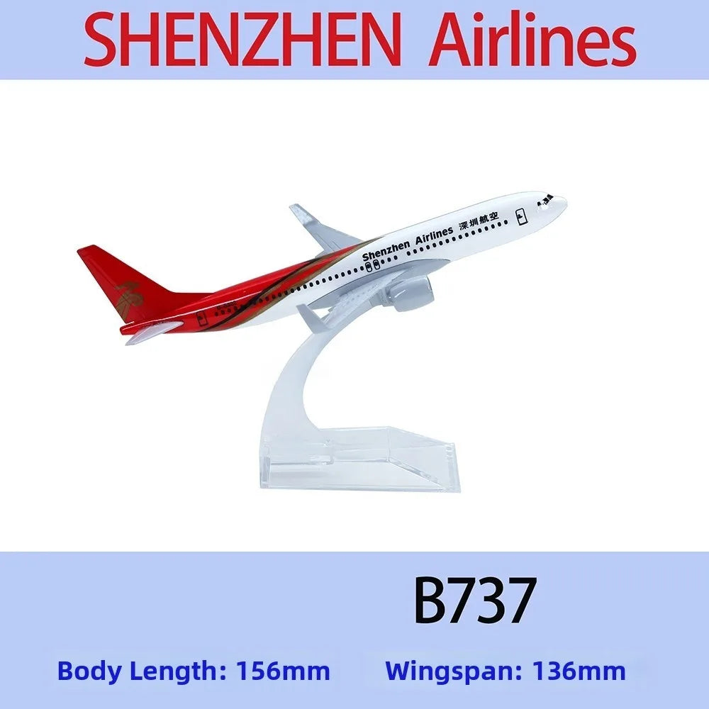 GOL Airlines Boeing B737 Diecast Model Plane 1/246 Scale 15.6cm