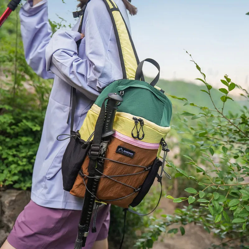 Nixie Lightweight Waterproof Hiking Backpack | Color-Block