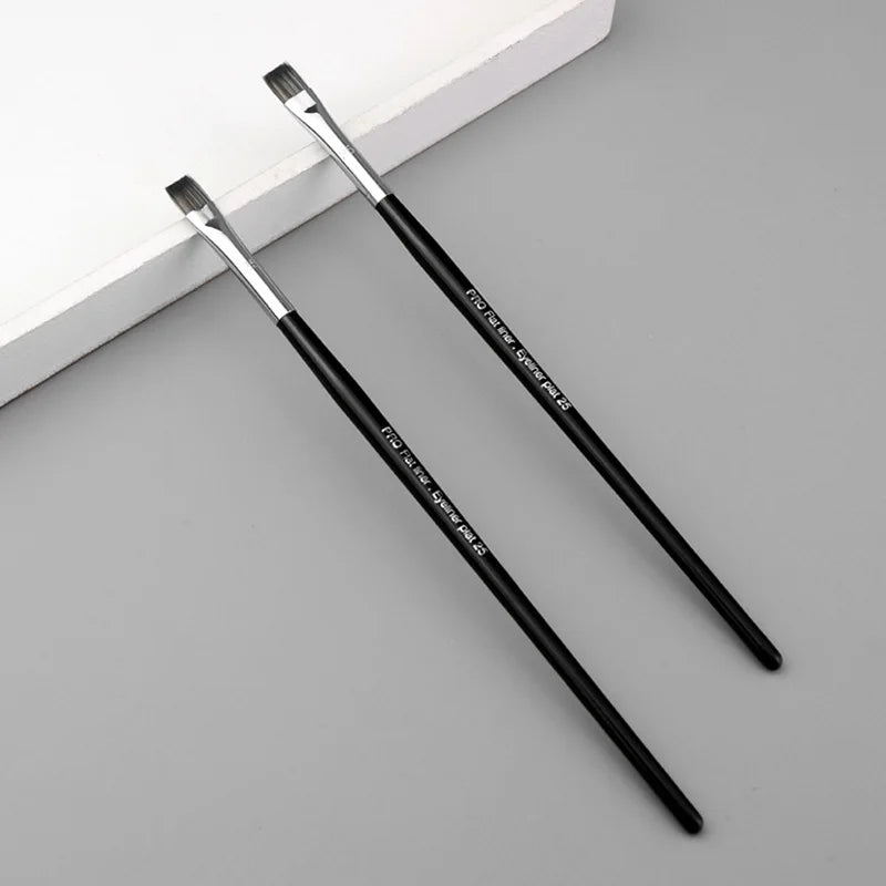 Sep Pro #25 Flat Lip & Concealer Brush – Dual-Use Makeup