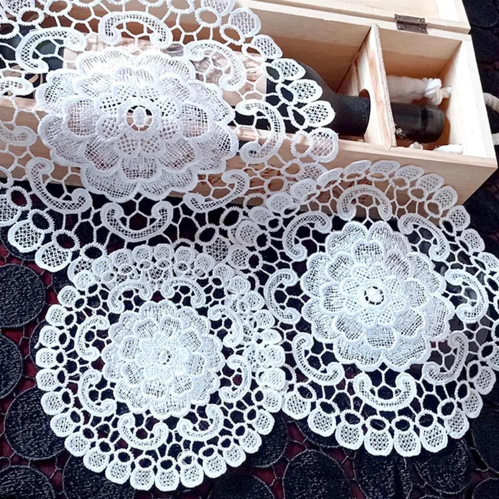 Round White Lace Embroidery Placemat – Floral Hollow Table Mat