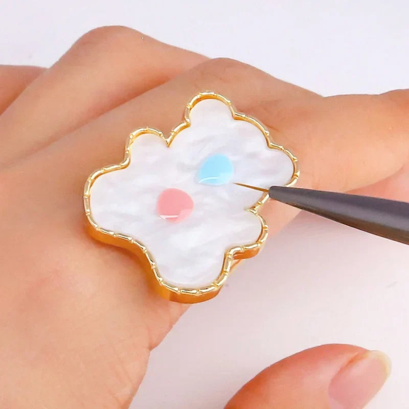 Resin Amber Butterfly Nail Art Palette Ring – Color Mixing Tool